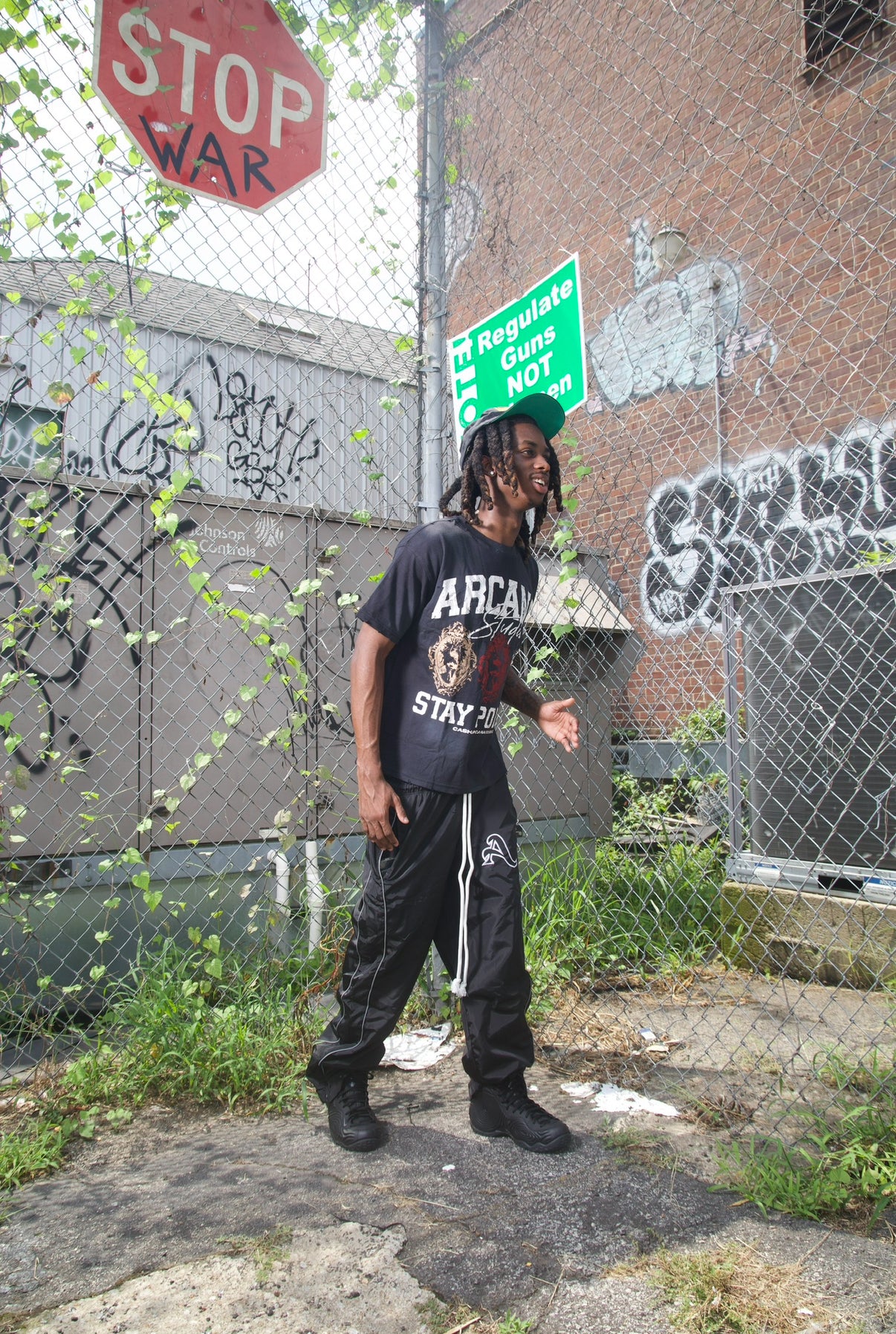 Essential Track Pants “Black”