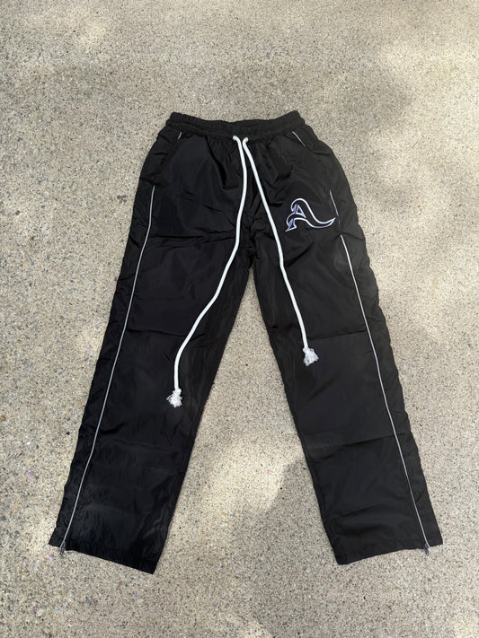 Essential Track Pants “Black”